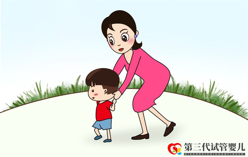 寶寶沒有經(jīng)歷爬的階段直接會走了，會有問題嗎？(圖1)