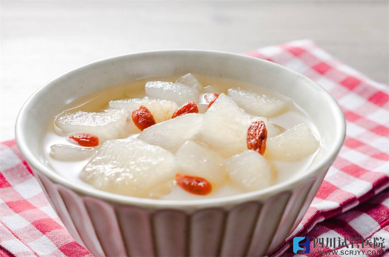 秋天，養(yǎng)肺就是養(yǎng)命，建議多吃5樣，都是肺臟最愛，家人少生病(圖1)